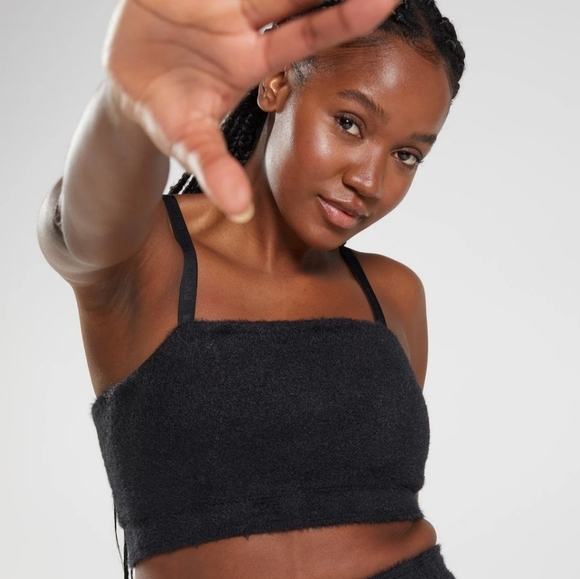 Gymshark Whitney Simmons eyelash knit bandeau tank top bra - Picture 3 of 13